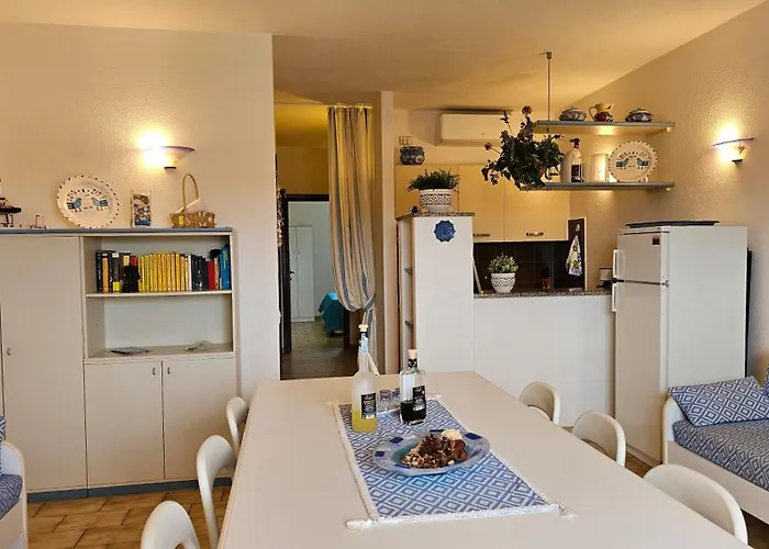 Porto Quadro Vista Mare E Vista Corsica Apartamento