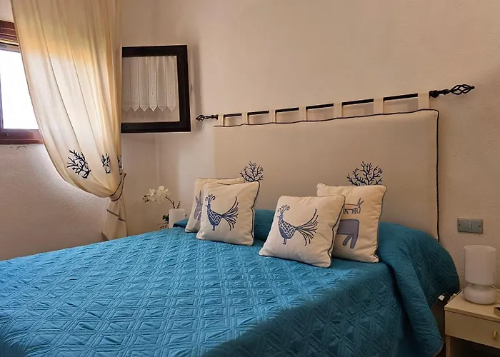 Porto Quadro Vista Mare E Vista Corsica 산타테레사의갈루라